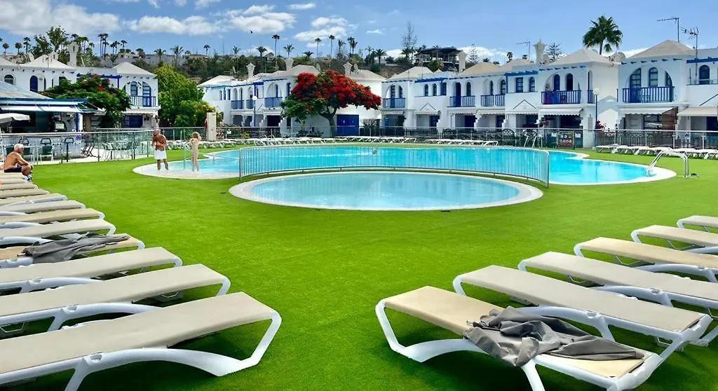 Playmar Relaxing Townhouse contacts